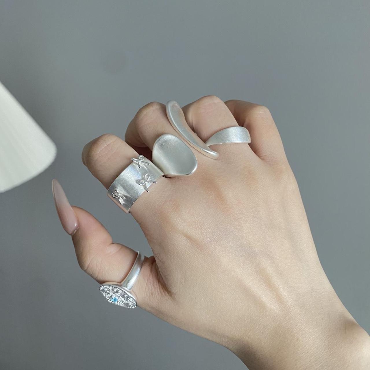 Women's Ring - Silver/White – Silver adjustable s… - image 1