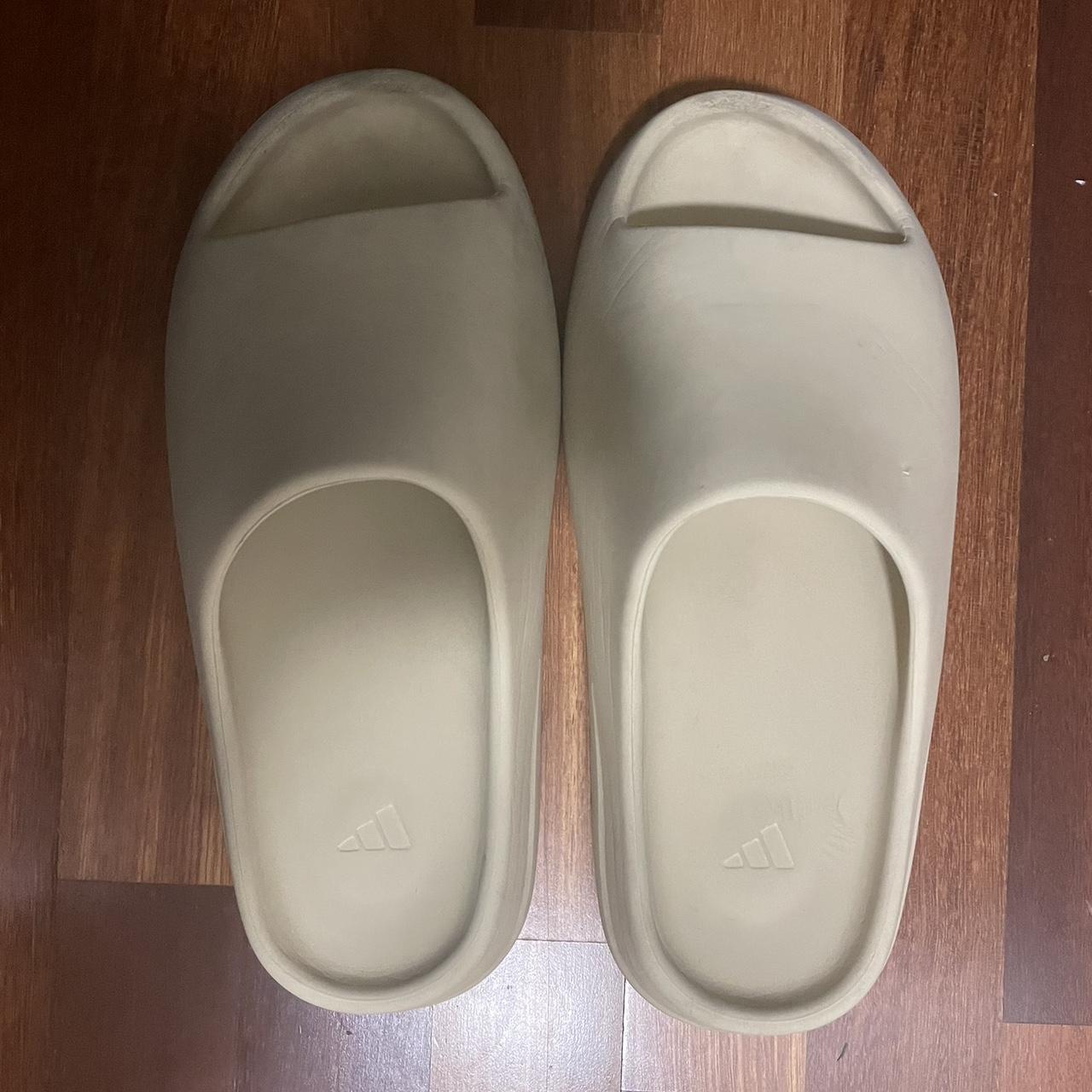 cream white yeezy slides
