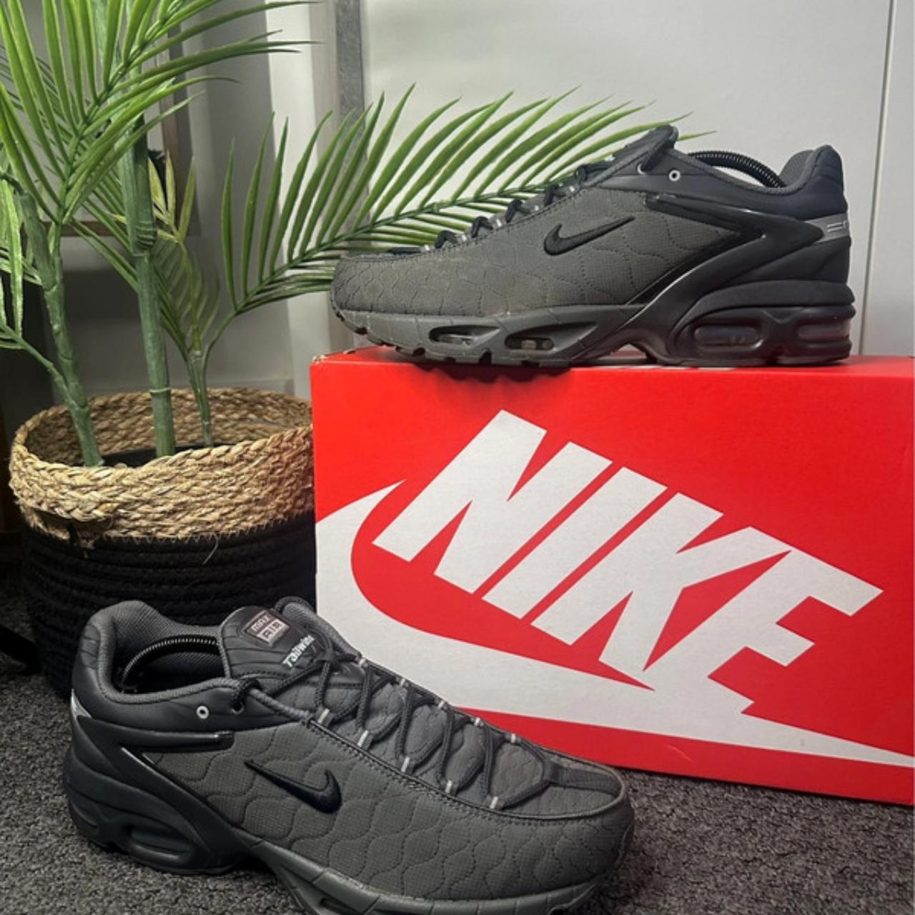 nike airmax plus tailwind