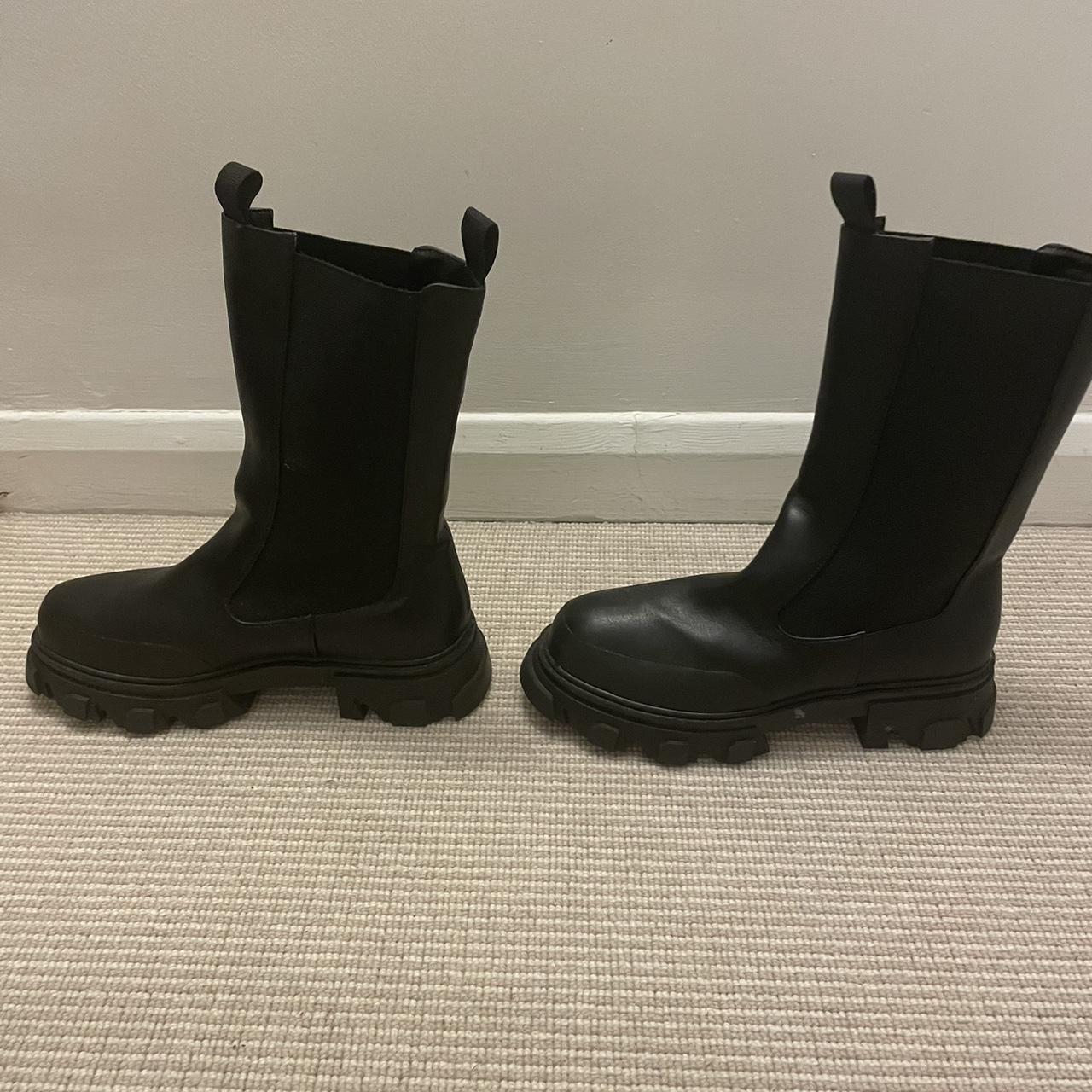 ASOS black Chelsea boots Size 8 - Depop