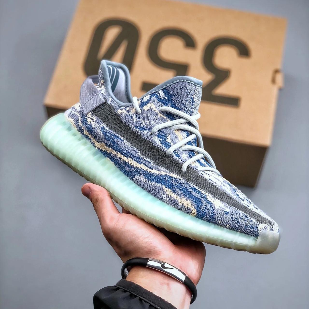 foot locker yeezy ash pearl