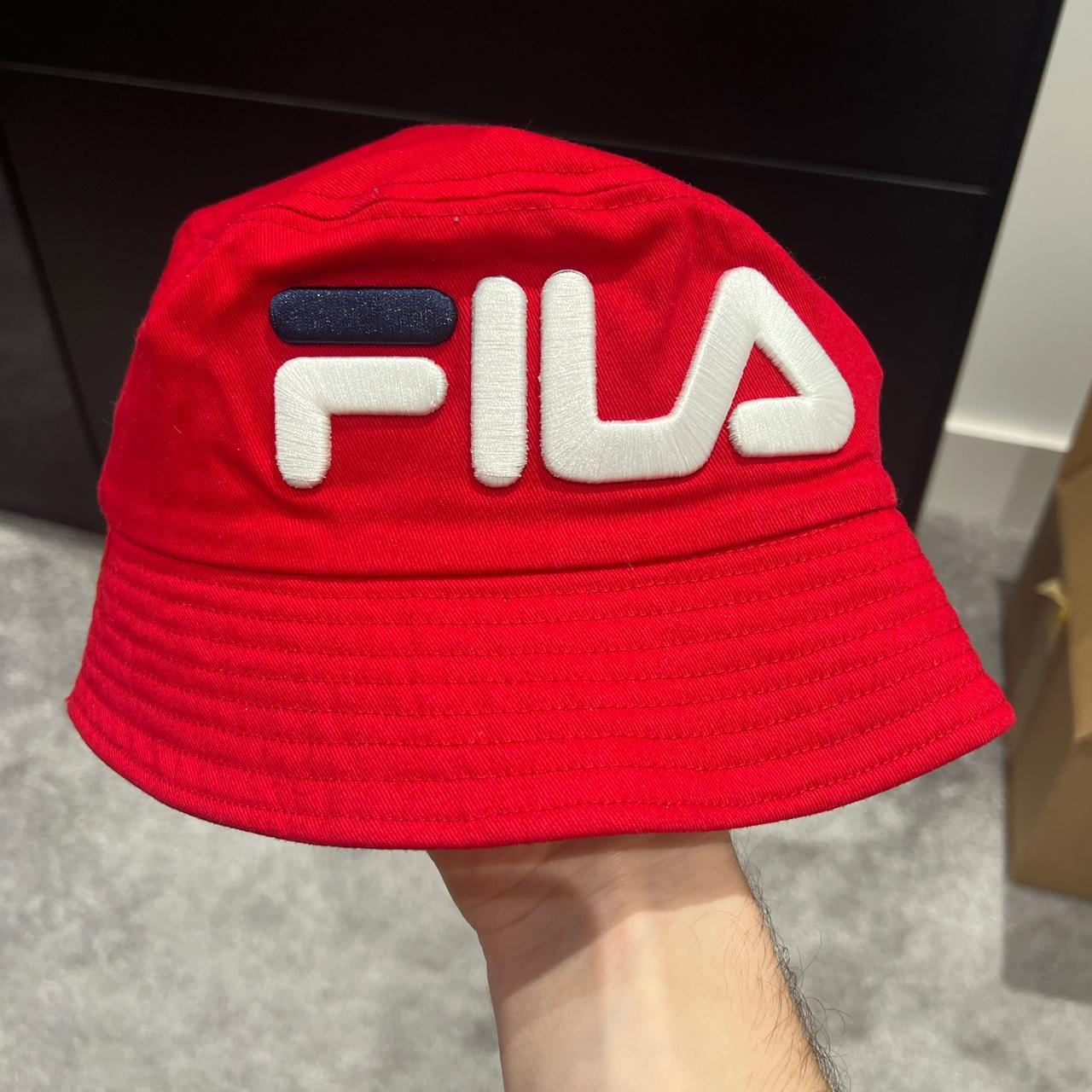 Fila bucket hat outlet red