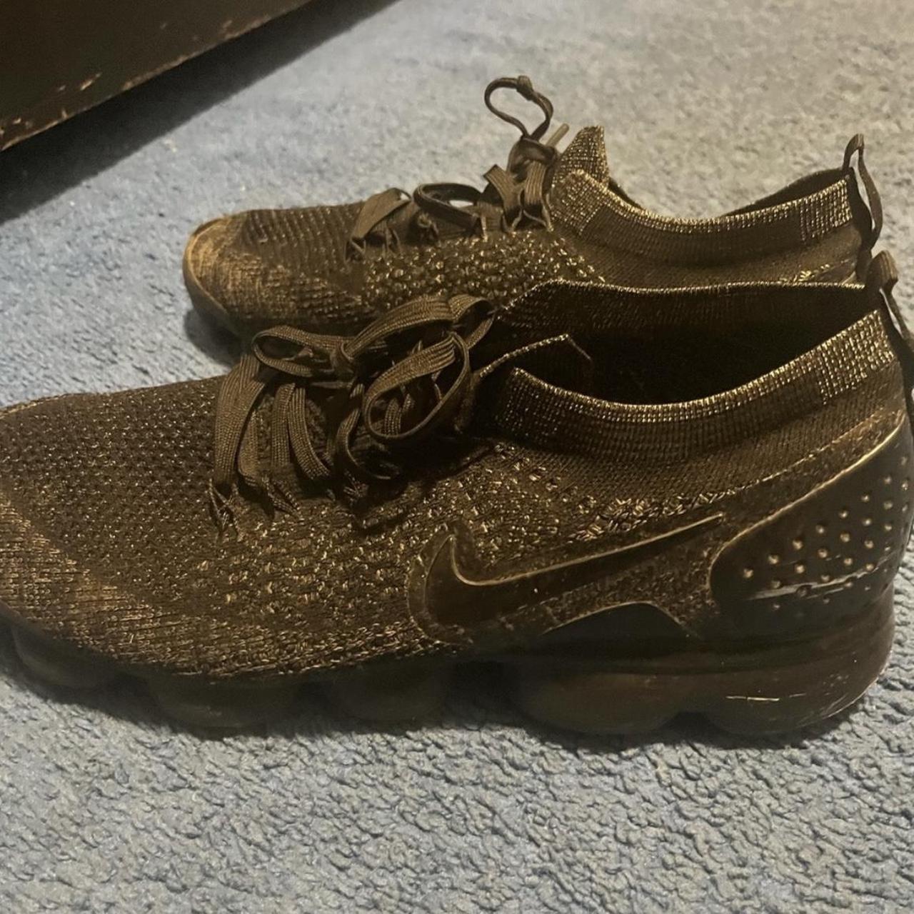 vapormax triple black junior