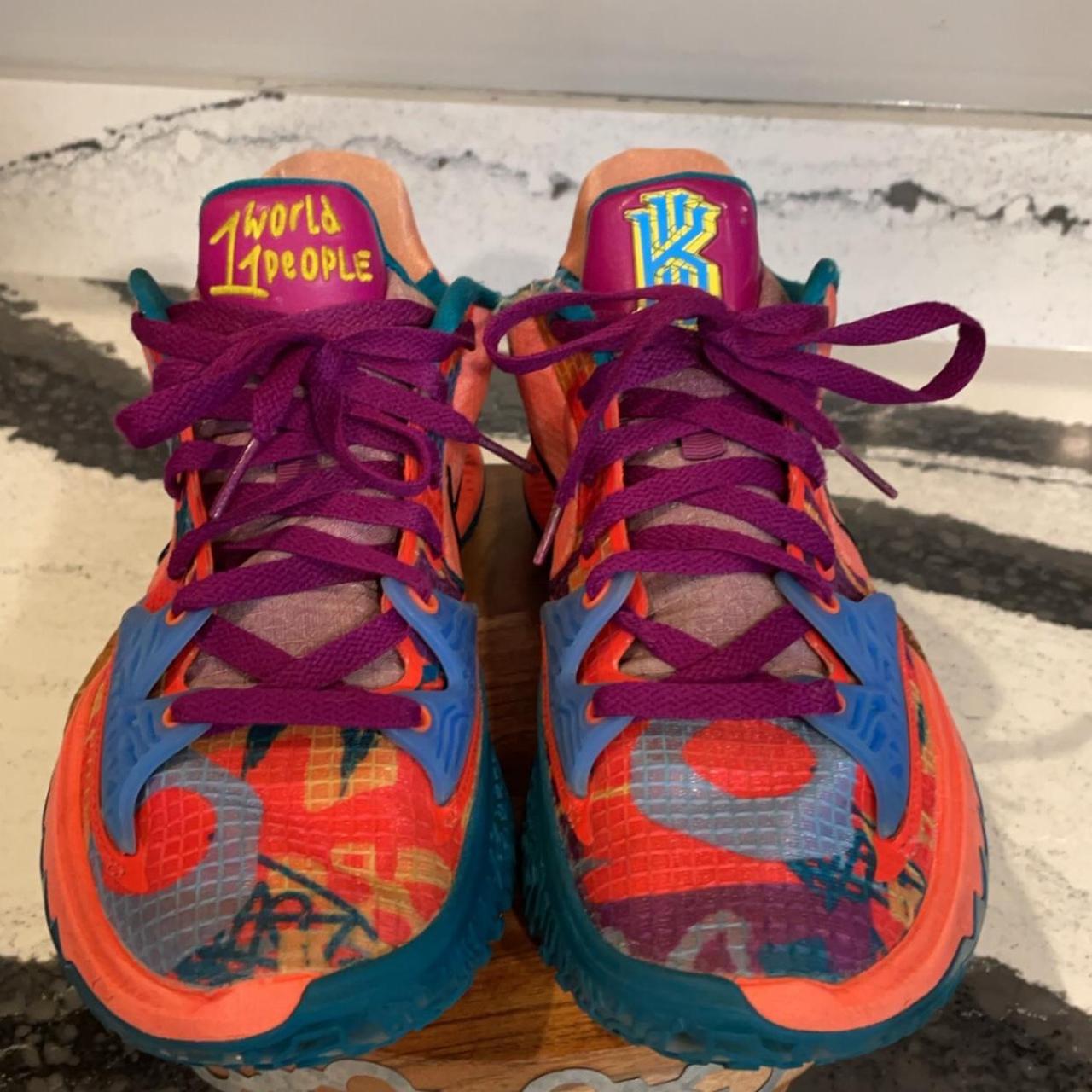 Fashion kyrie size 8.5