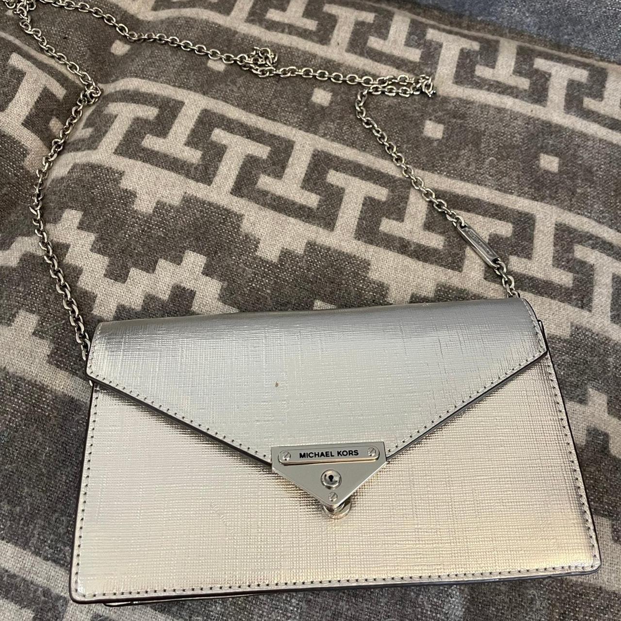 Michael kors silver clutch purse best sale