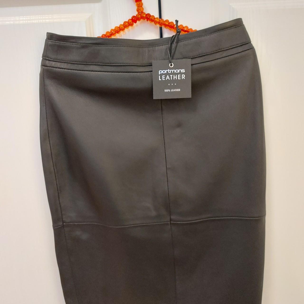 Portmans black leather pencil skirt. Great fitting. Depop