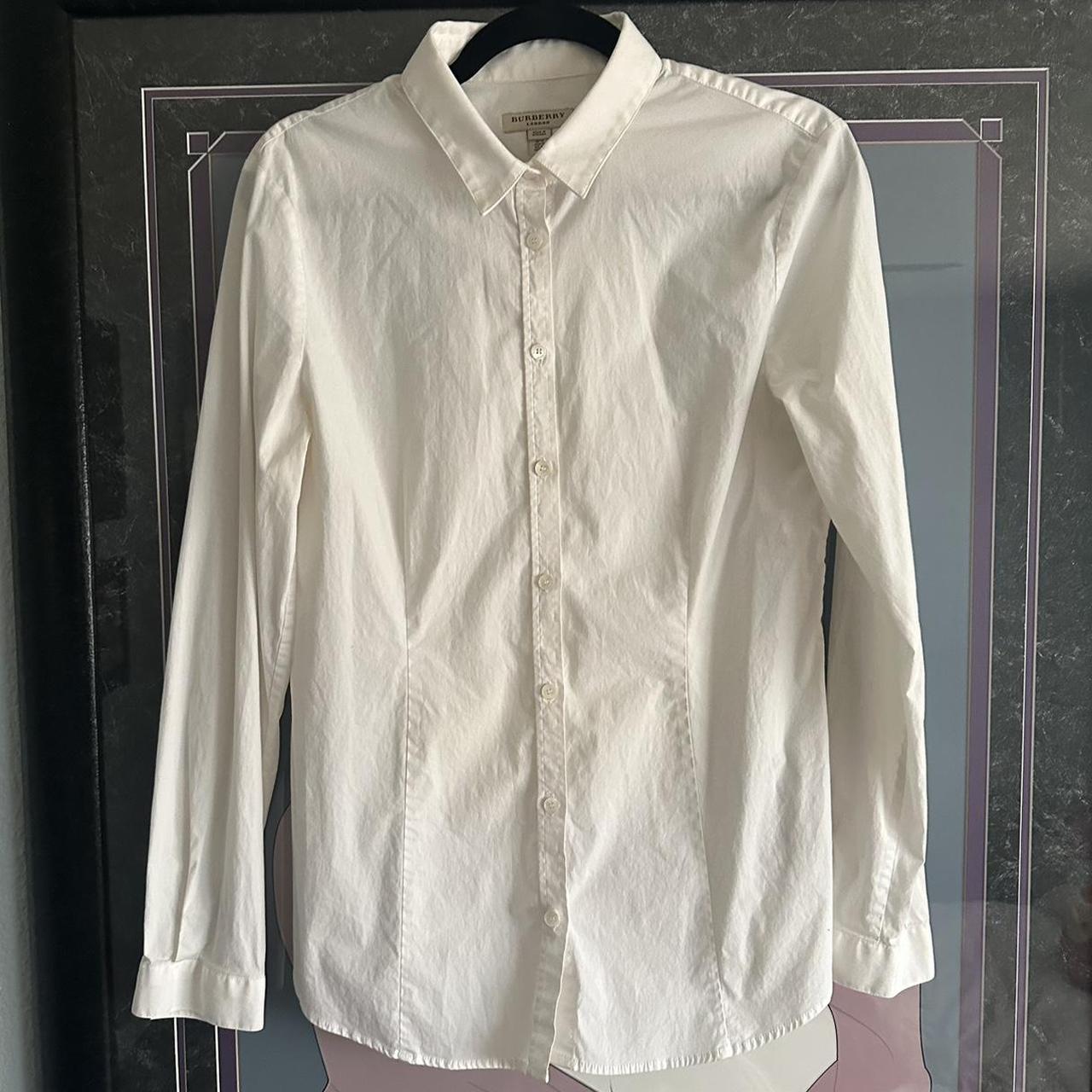 Burberry women's white discount button down shirt