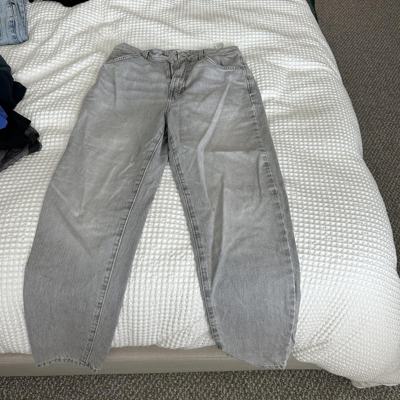 item listed by mikaylavera