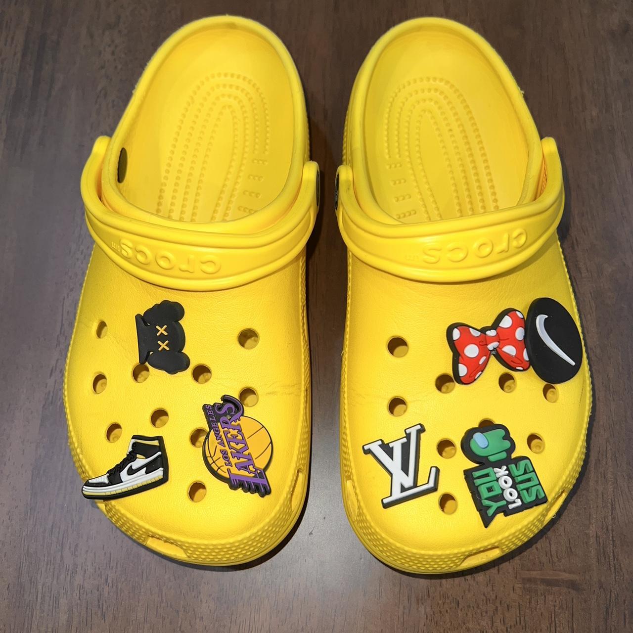 Crocs Classic Clog Canary Yellow Size M