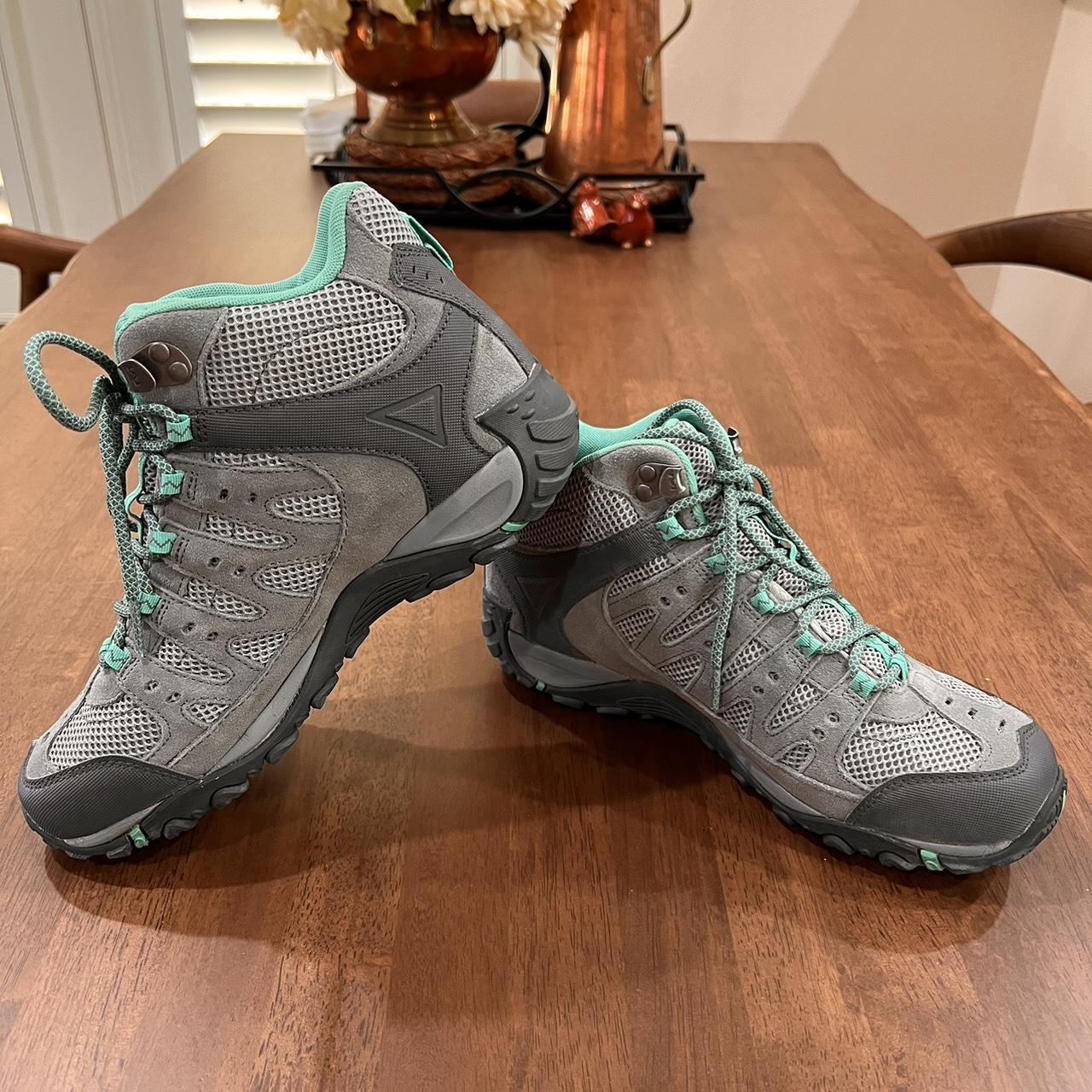 New Merrell Accentor Mid Vent Women s Size 9.5. Depop