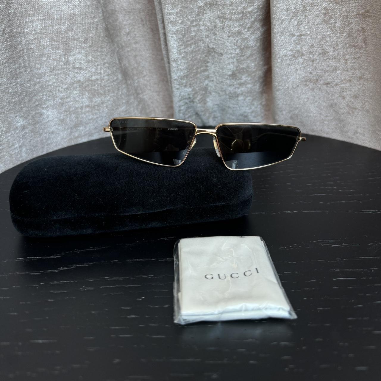 小物 GUCCI sunglasses vintage gold unisex Amazon.com: Gucci GG Upside Down Super Narrow Sunglasses