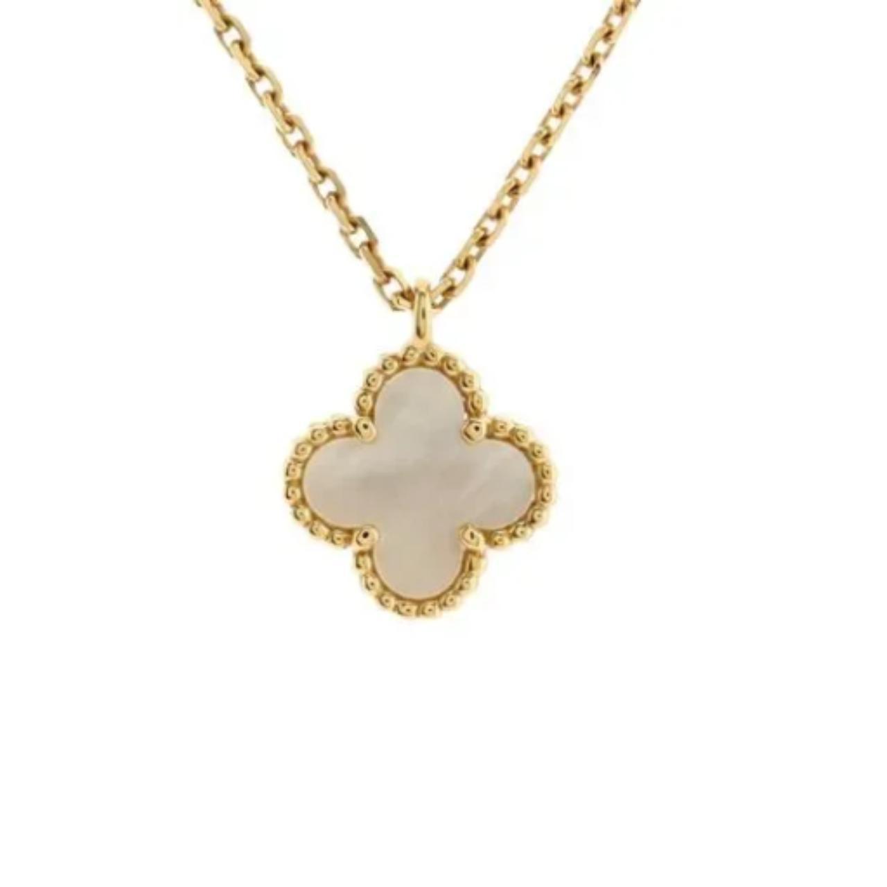 Van Cleef & Arpels Sweet Alhambra 110246V20B Depop