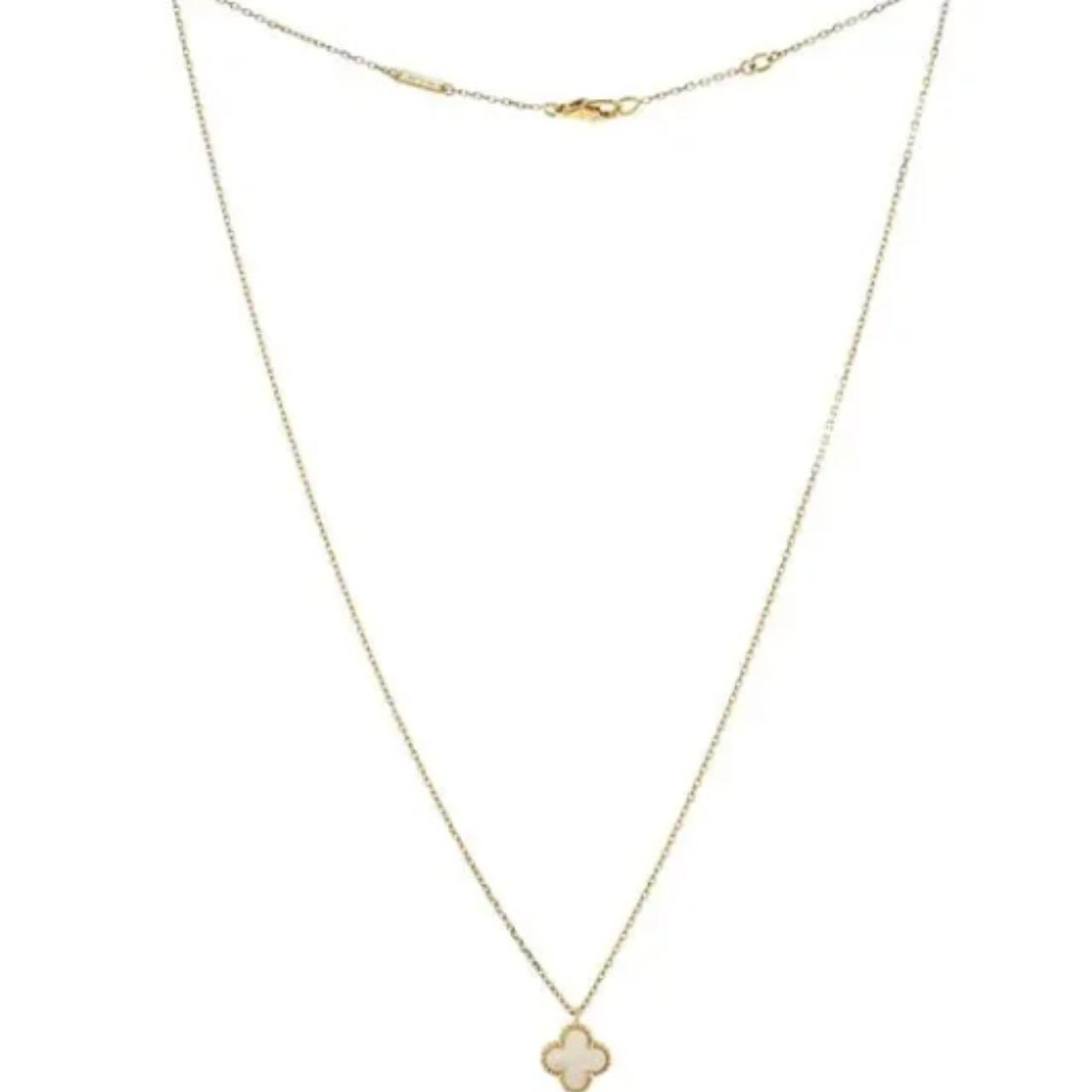 Van Cleef & Arpels Sweet Alhambra 110246V20B Depop