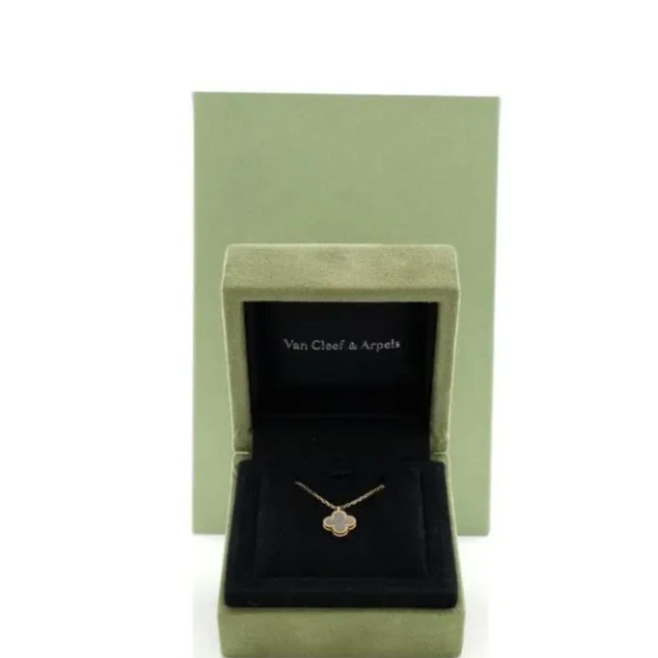 Van Cleef & Arpels Sweet Alhambra 110246V20B Depop