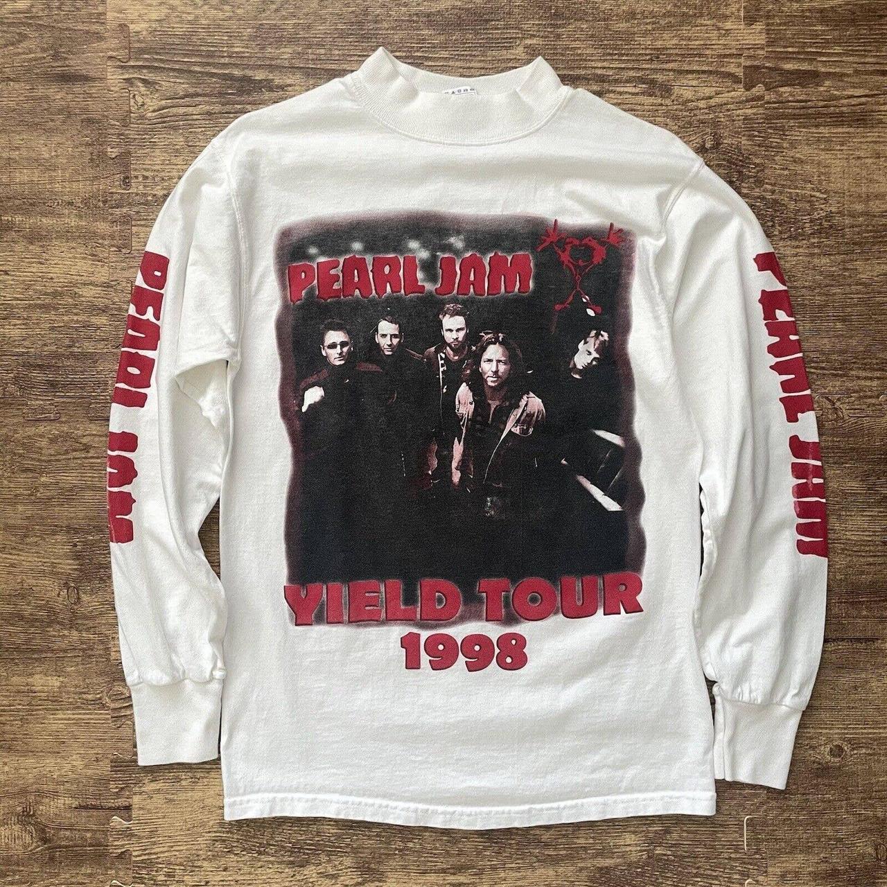 Pearl Jam long-sleeved t-shirt size S