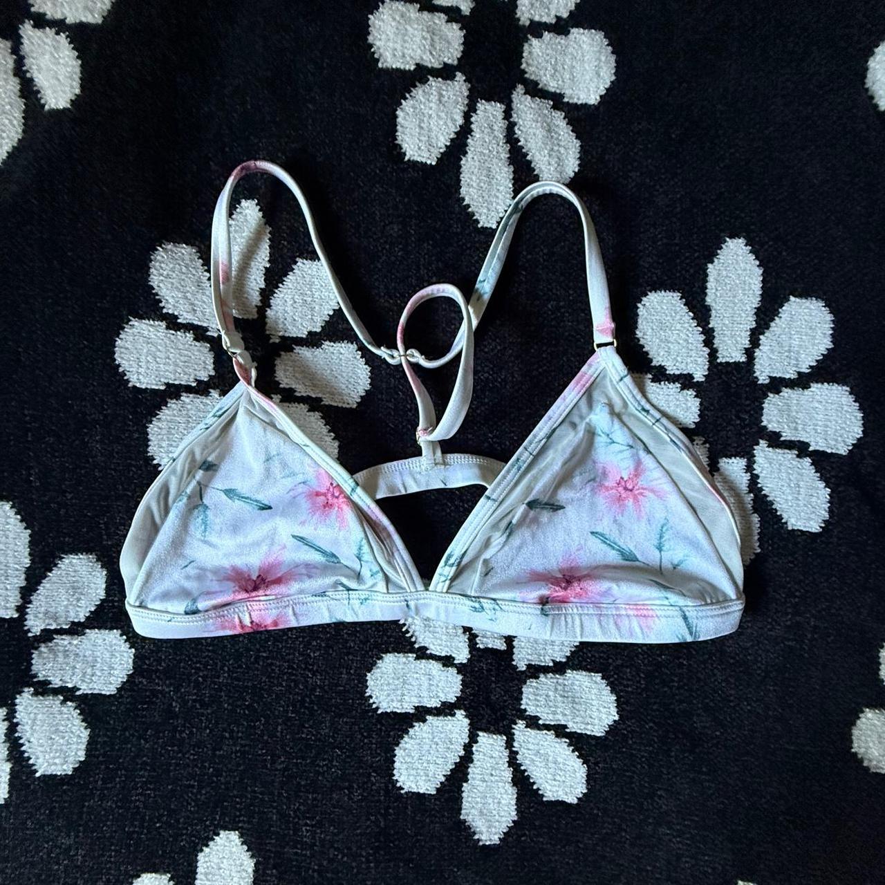 item listed by delahshop