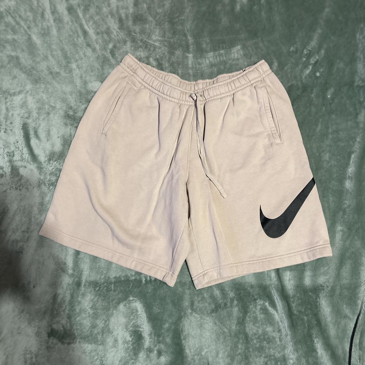 item listed by tr1llb1ll