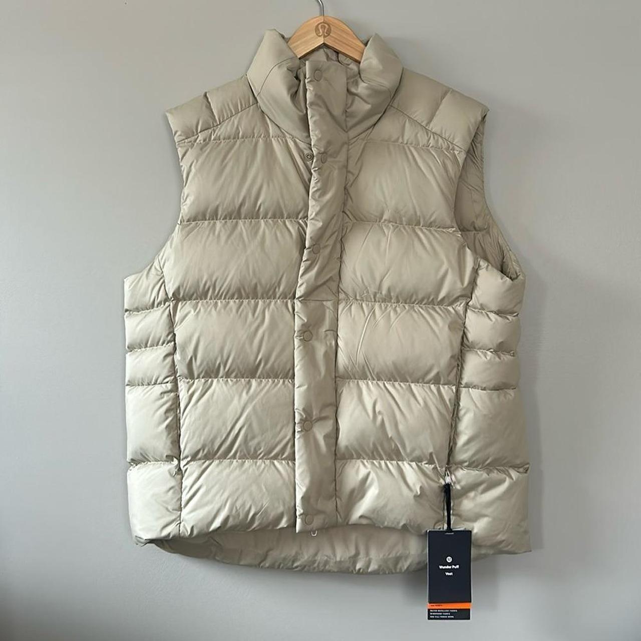 item listed by jojoluvsclothes17