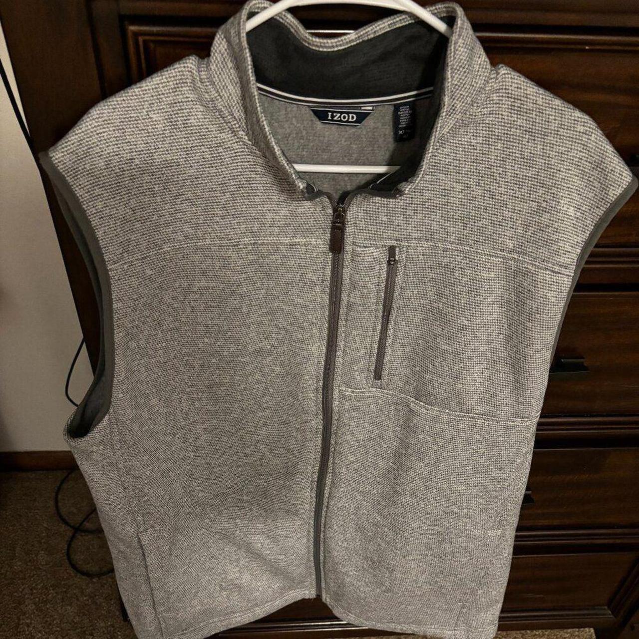 Izod men's spectator fleece vest hotsell