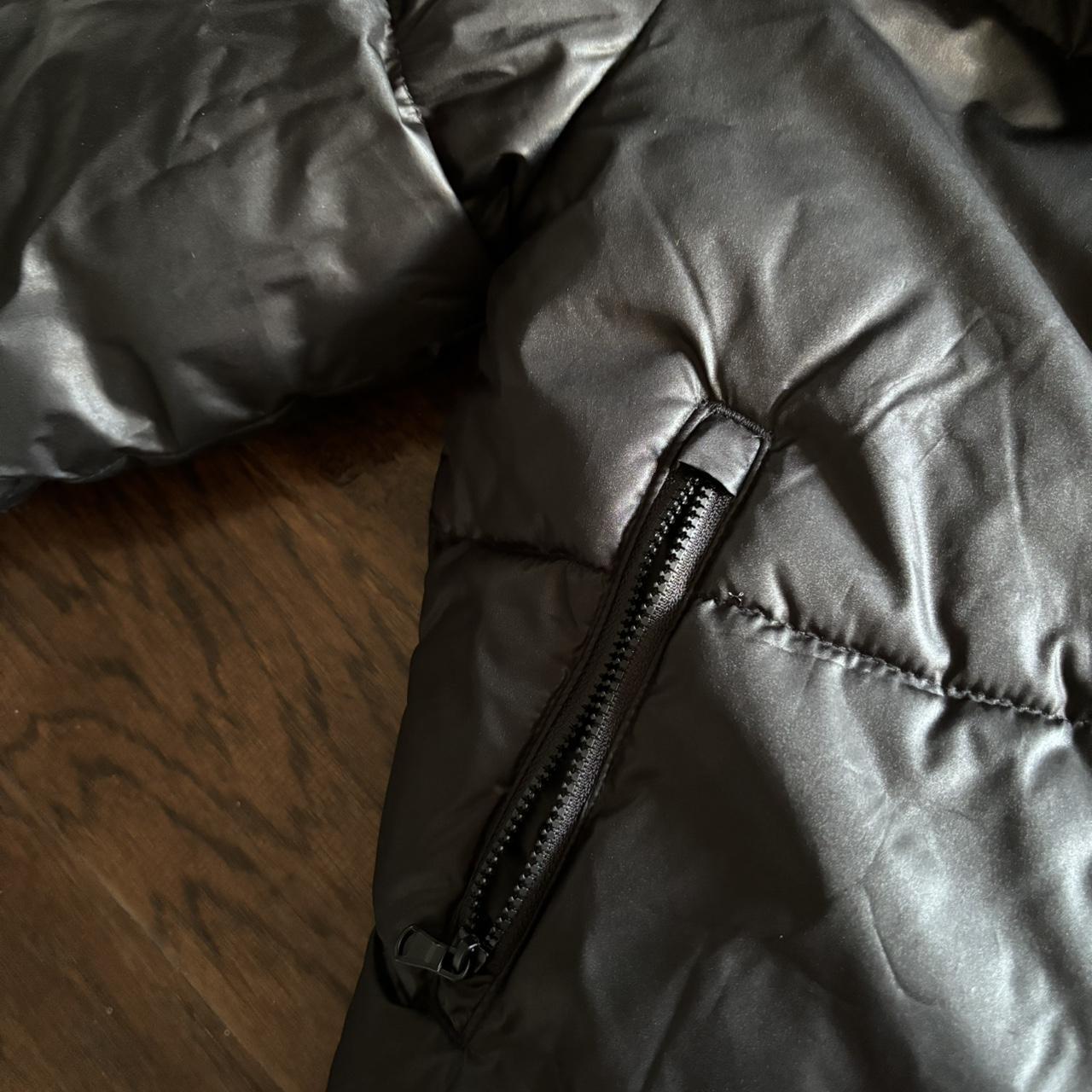 Old Navy Women's Puffer Jacket - Black - XS – Bla… - image 3