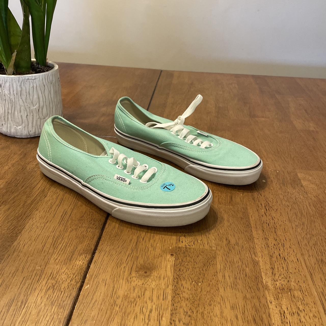 Vans Classic Low Top Lace Up Sk8 Shoe Size 7.5 M 9 W. Depop