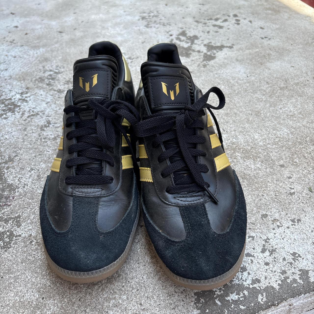 item listed by isaiasa21