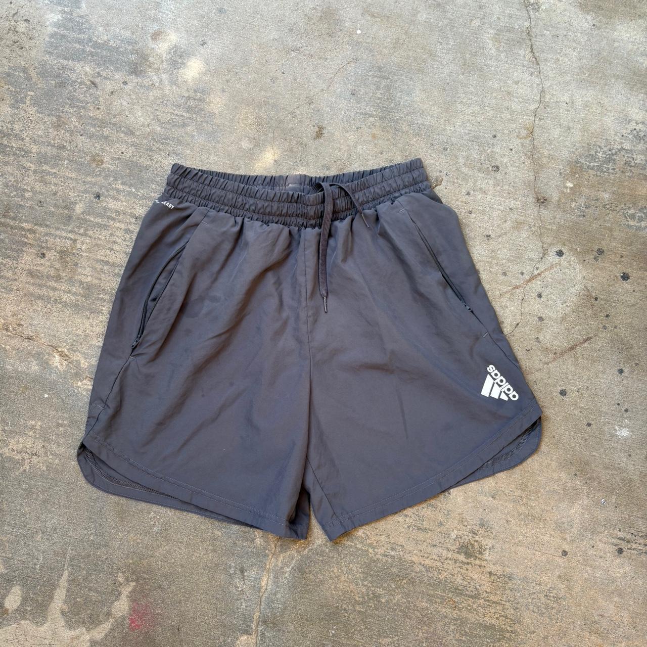 item listed by isaiasa21