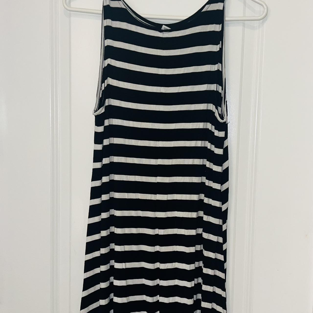 Old navy black and white striped dress online