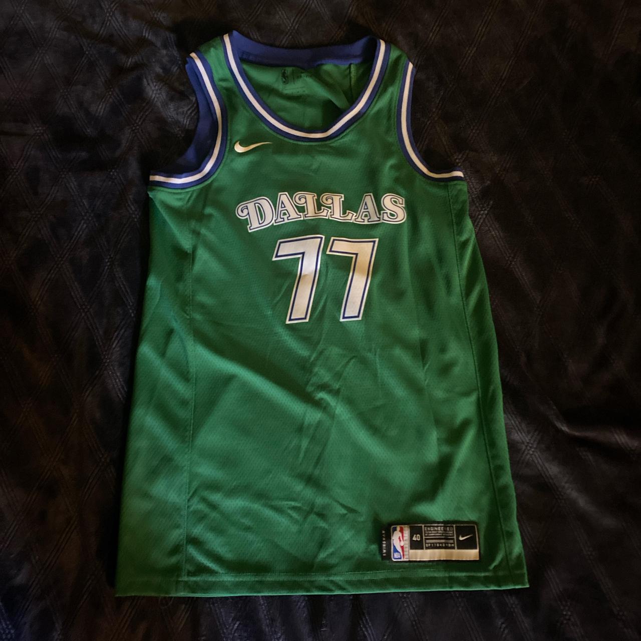 green mavs luka jersey