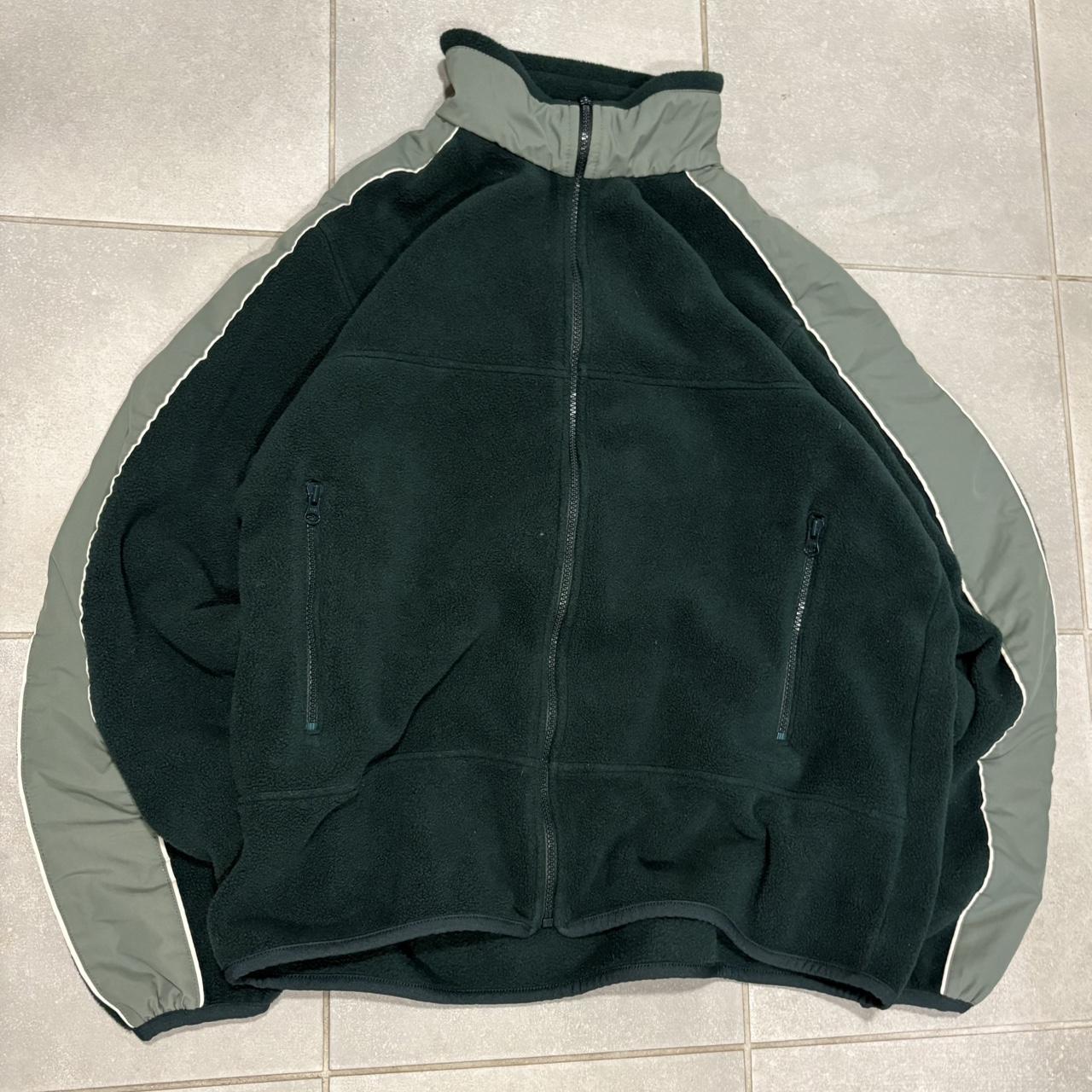 item listed by mostylethrifts
