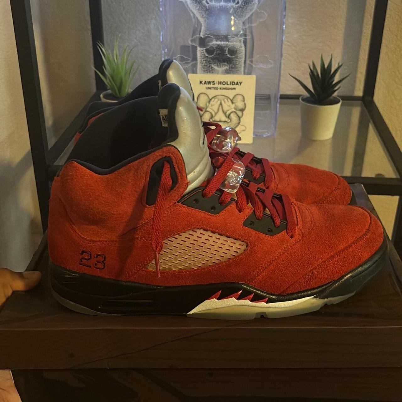 raging bull 5 size 8.5