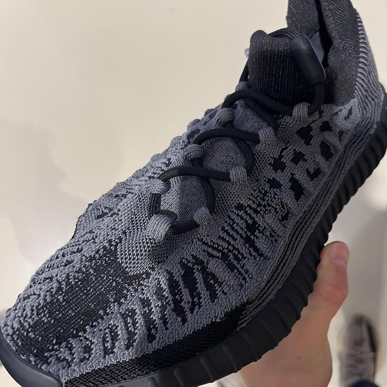 yeezy boost 350 v2 mens black