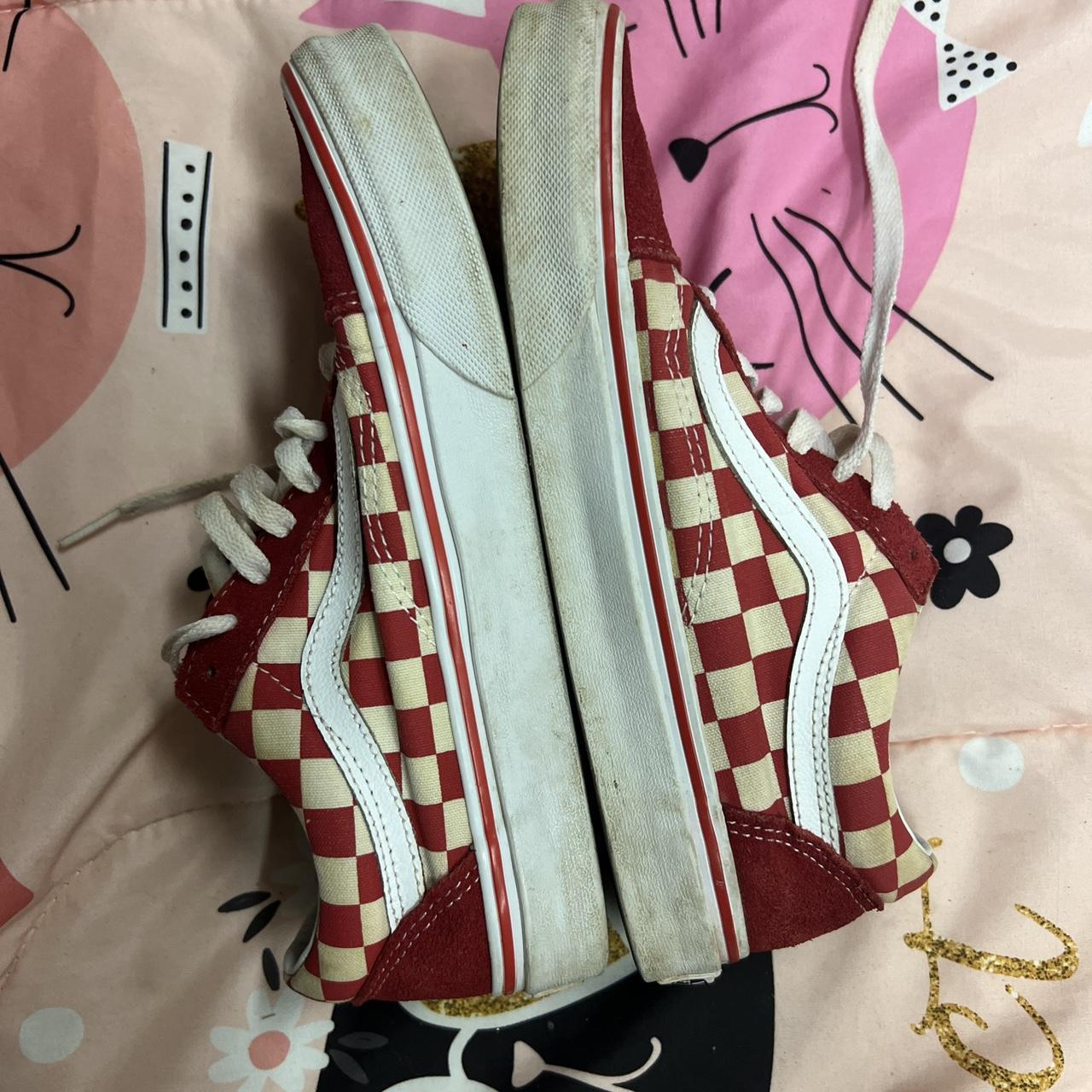 Pink and red checkered vans shop