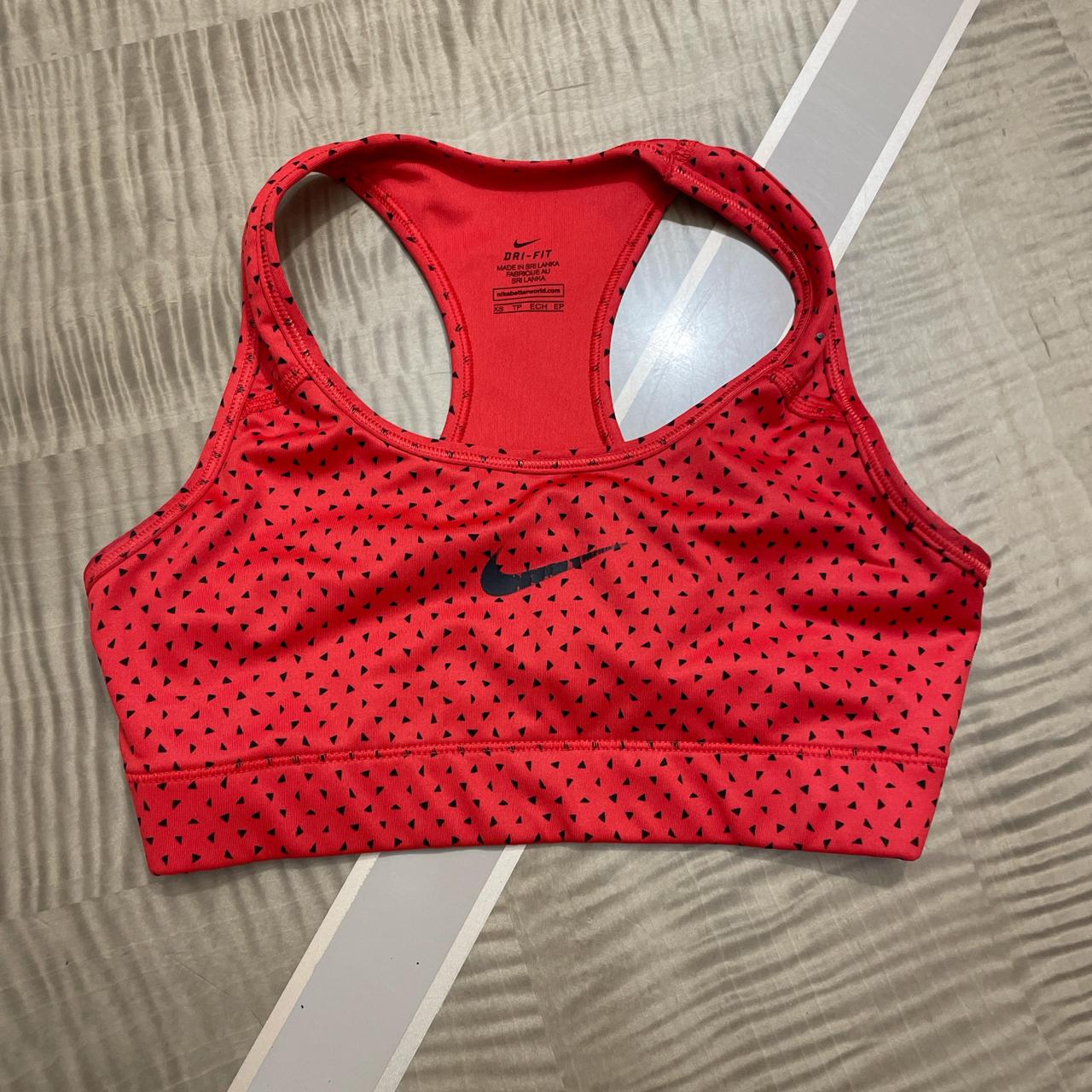 nike polka dot sports bra