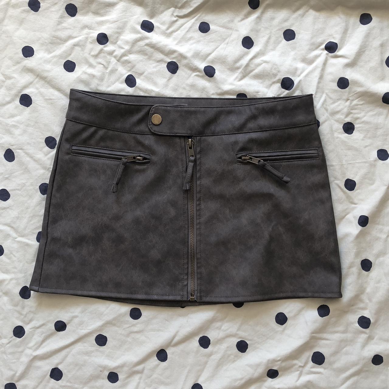 item listed by sylvsshop