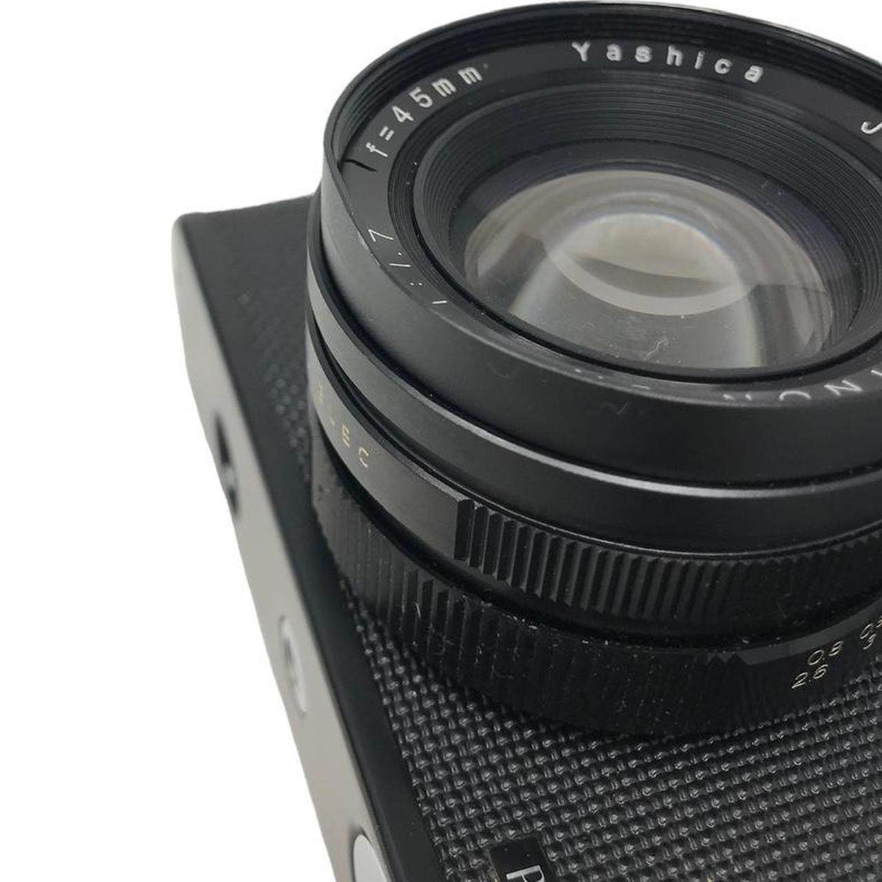 Yashica Black Cameras-and-accessories (3)