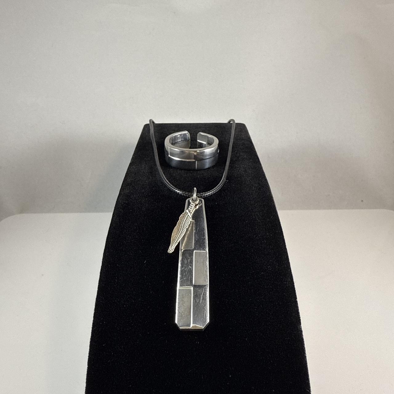 item listed by tutuzzz