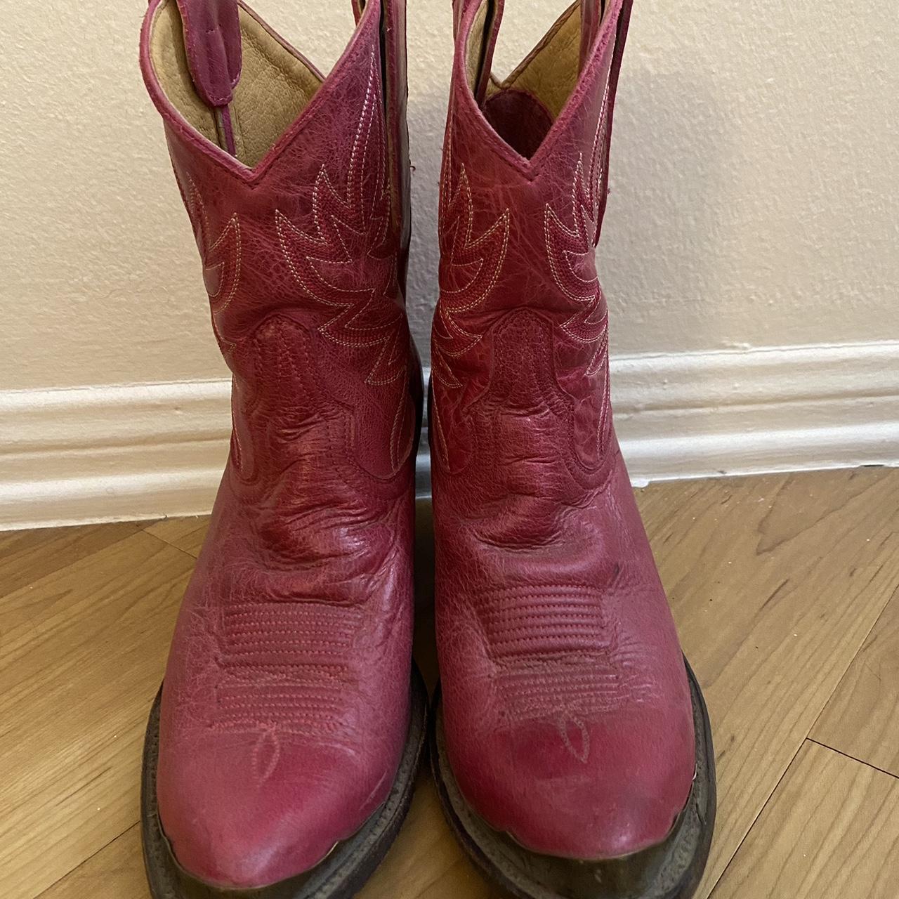 Womens sold pink idyllwind boots size 8