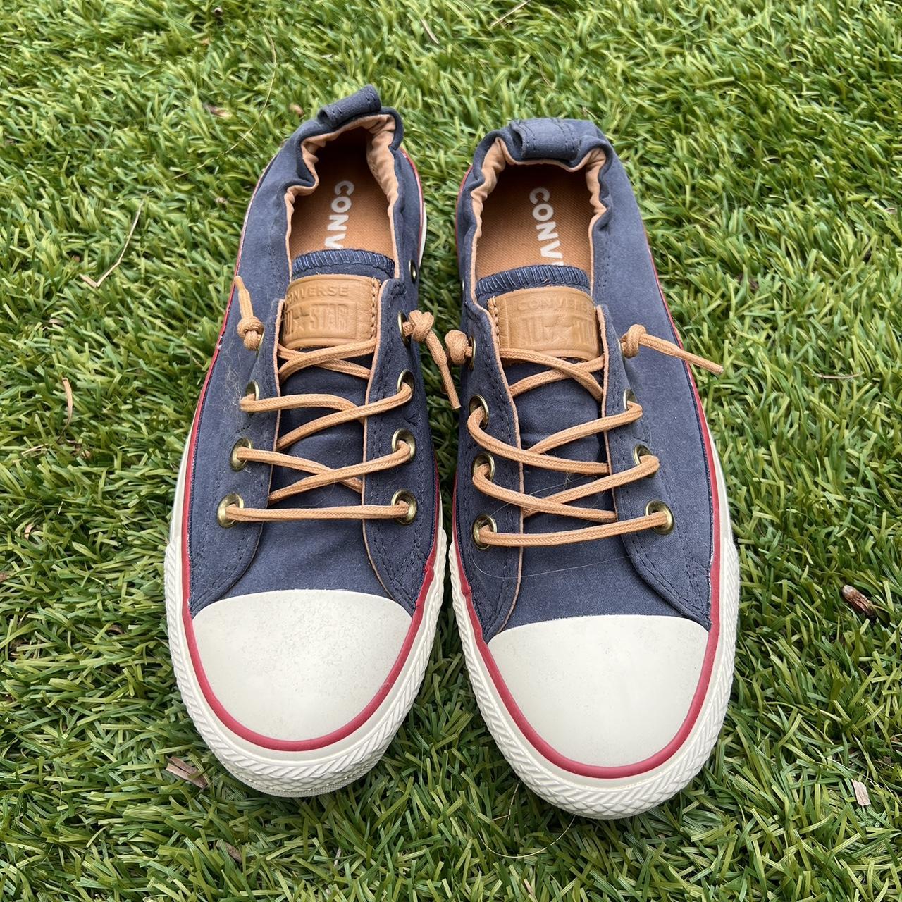 Navy biscuit clearance converse