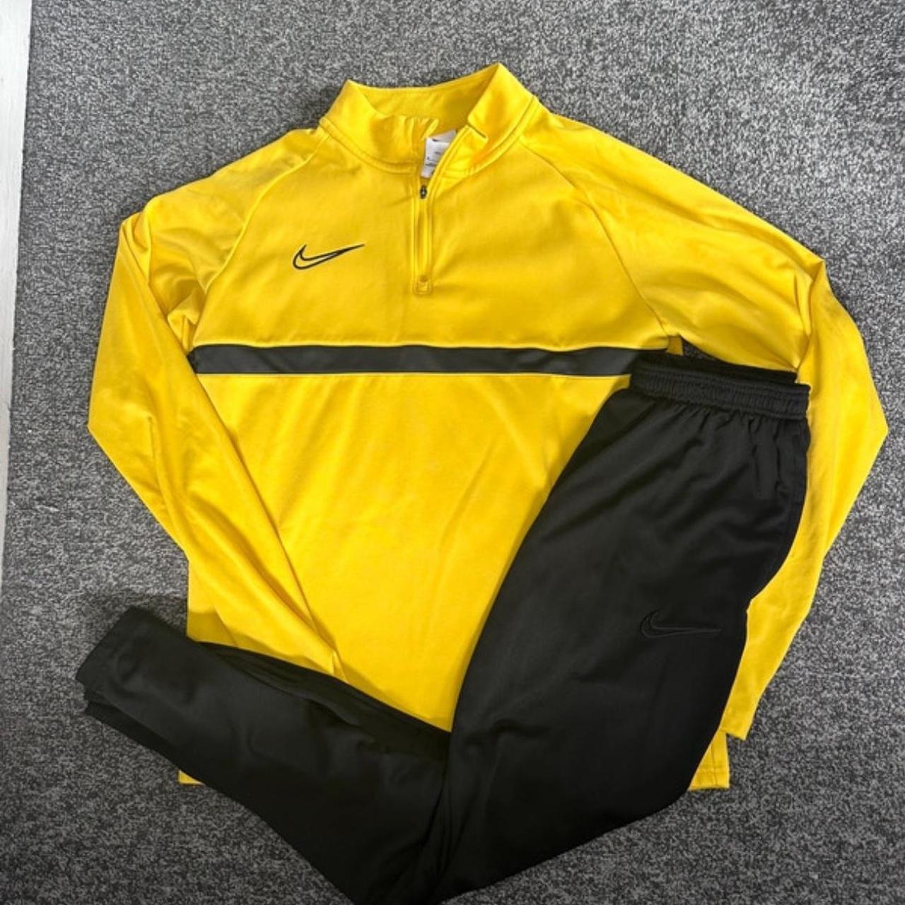 Nike yellow and black tracksuit hotsell