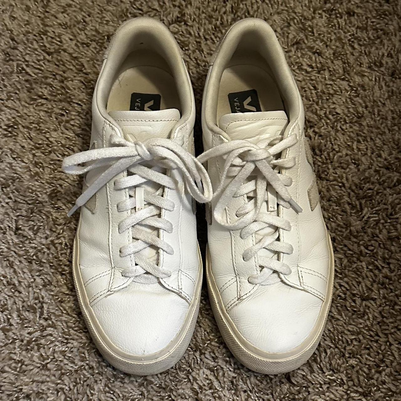 Veja White And Cream - Depop