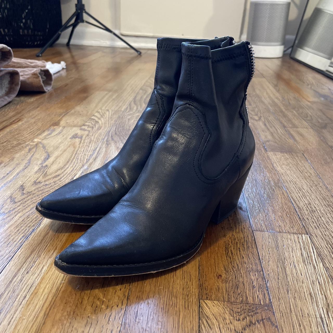 Dolce Vita Women's Boots Depop