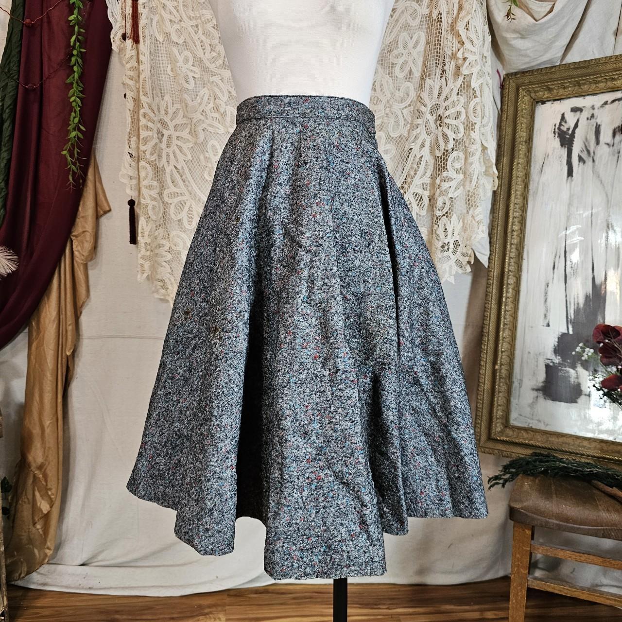 Vintage 1950s Circle Skirt Petticoat Speckled Gray... - Depop