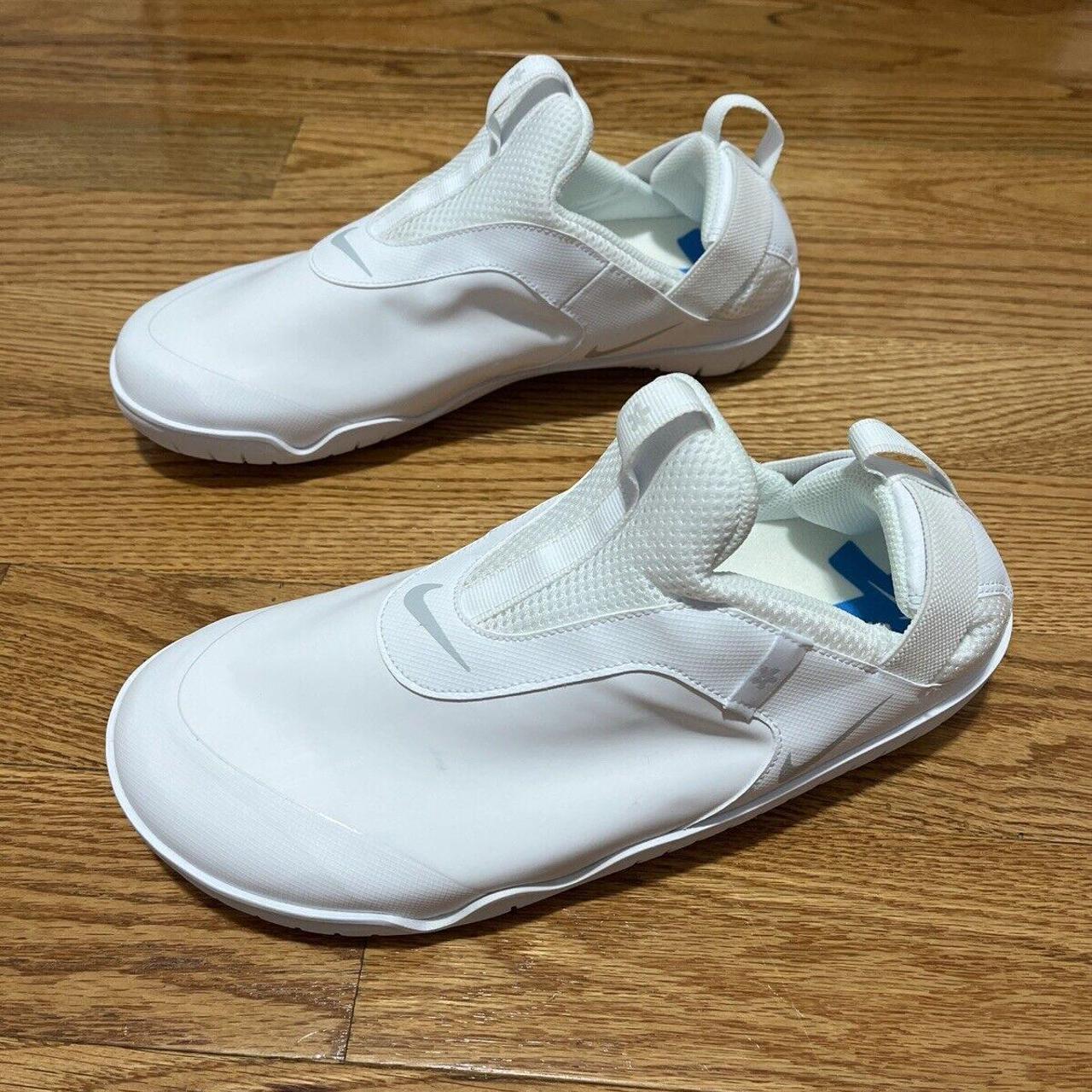 Nike pulse nurse shoes buy best sale