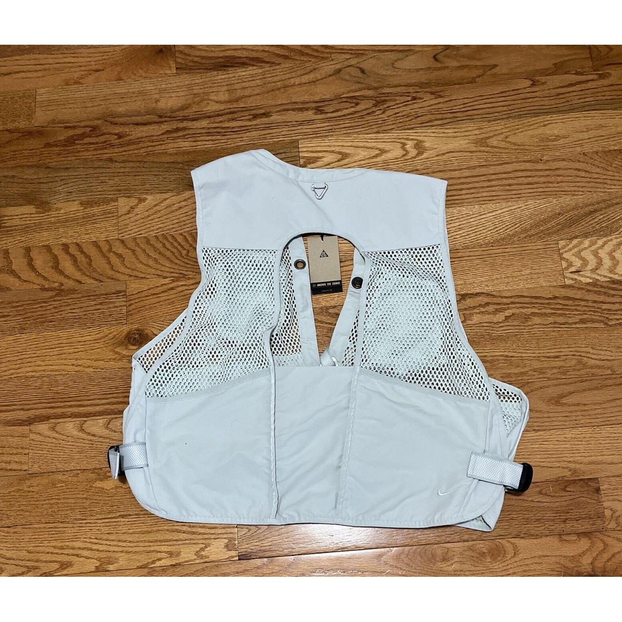 Nike ACG Buttles Vest Light Silver Hiking Depop