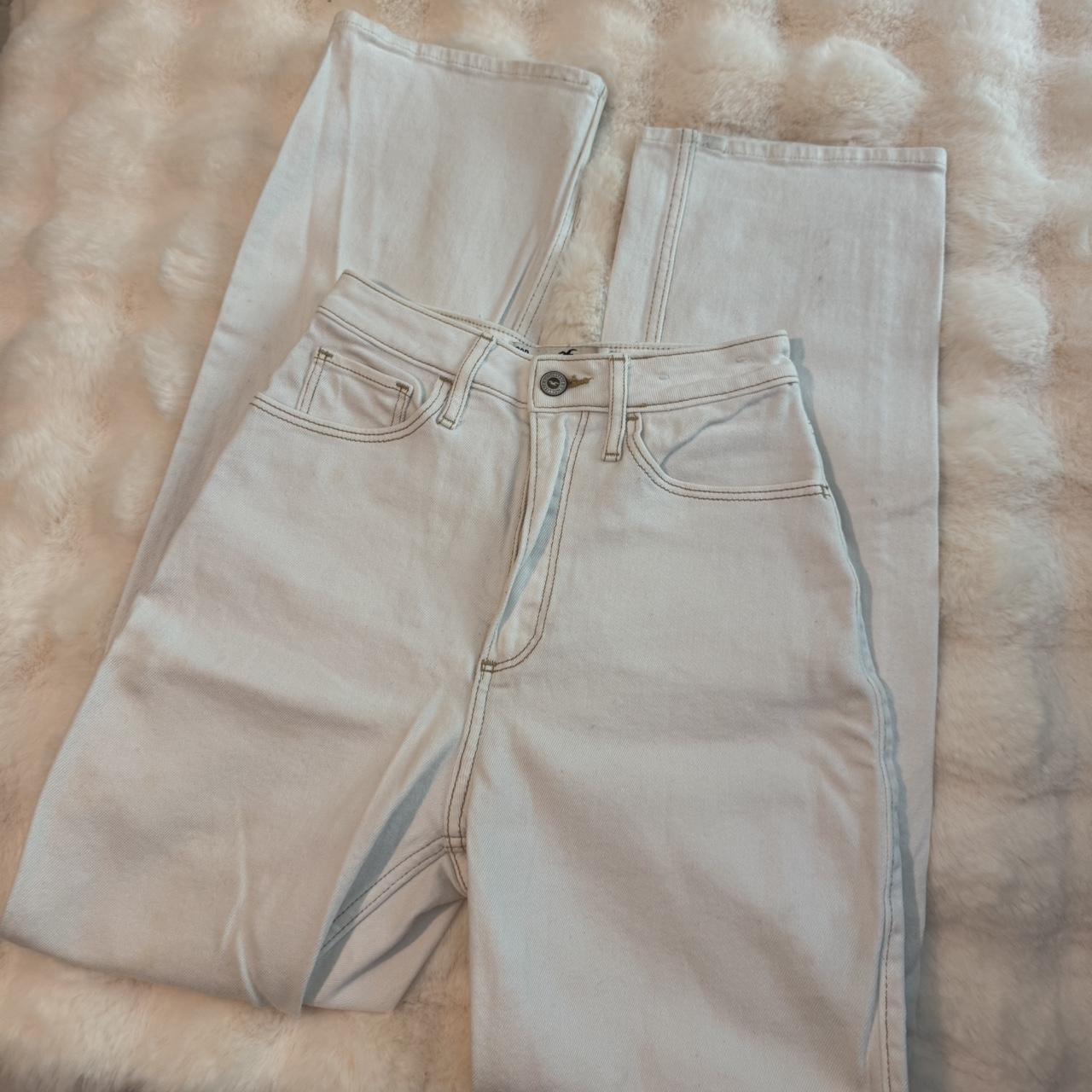 item listed by anyasellstuff