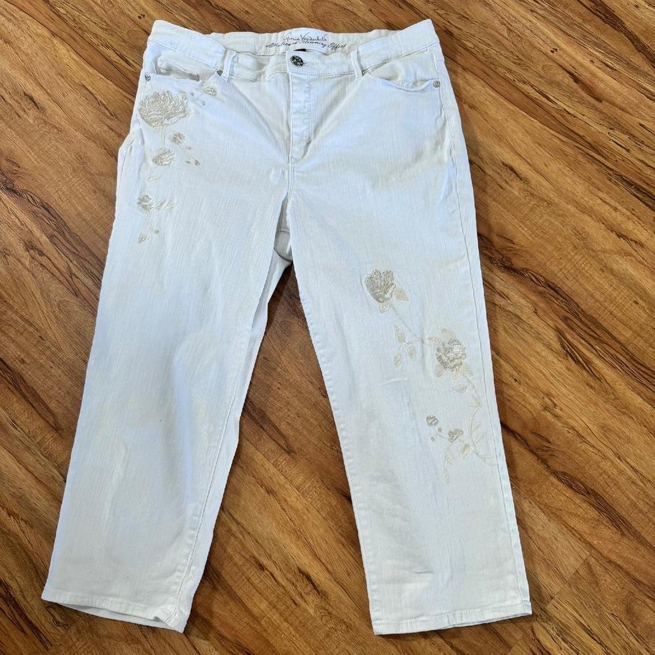 Preloved Women's Slim Capri Jeans - White - 14 – Gloria Vanderbilt Jordyn All Around Slimming White …
