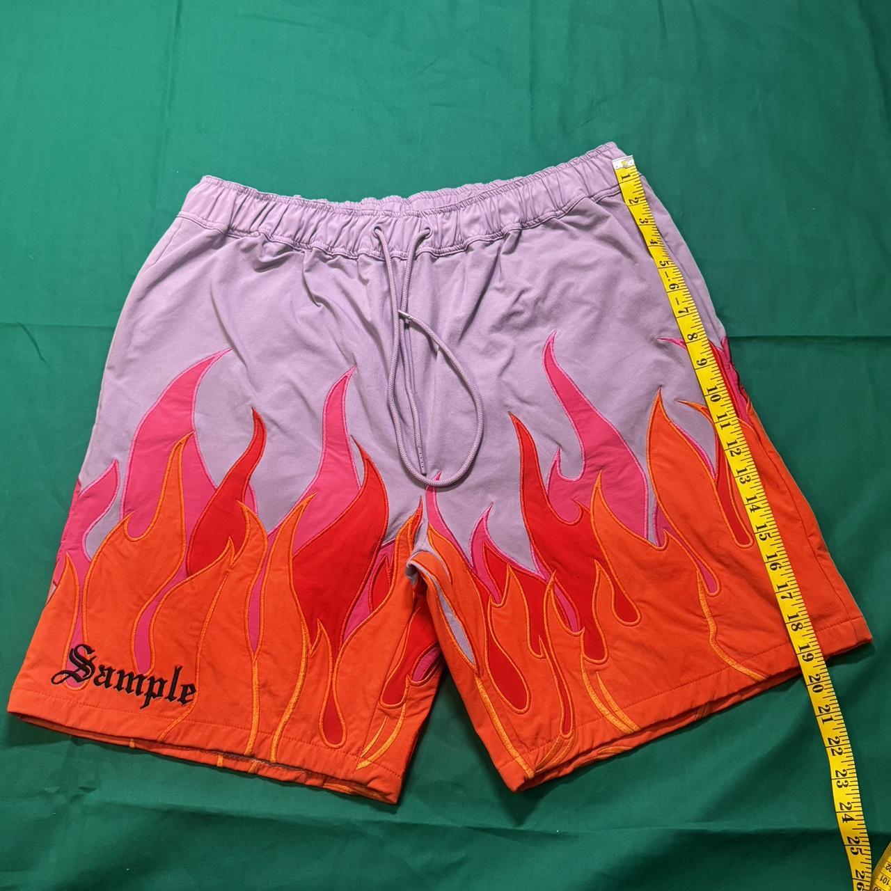 SMPLIND FLAME SHORTS Size Large hot