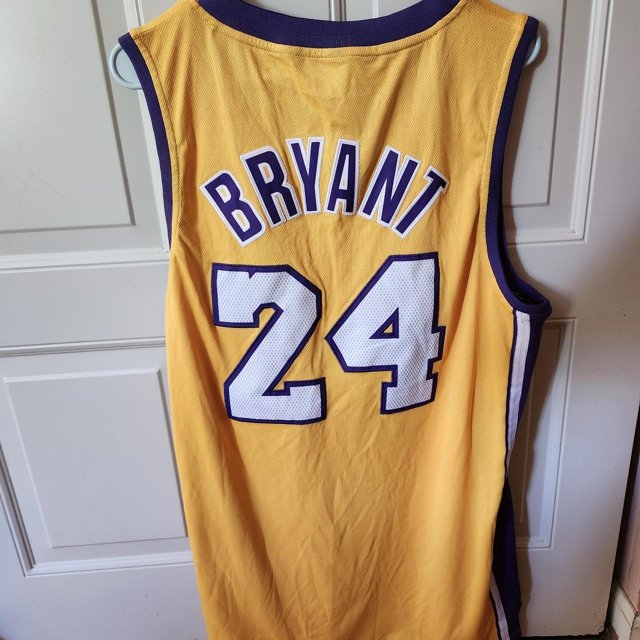 【値下げ交渉可】 Lakers Kobe Bryant 24 ジャージ Amazon.co.jp: [OIIZREO] Kobe Bryant NBA Basketball Jersey