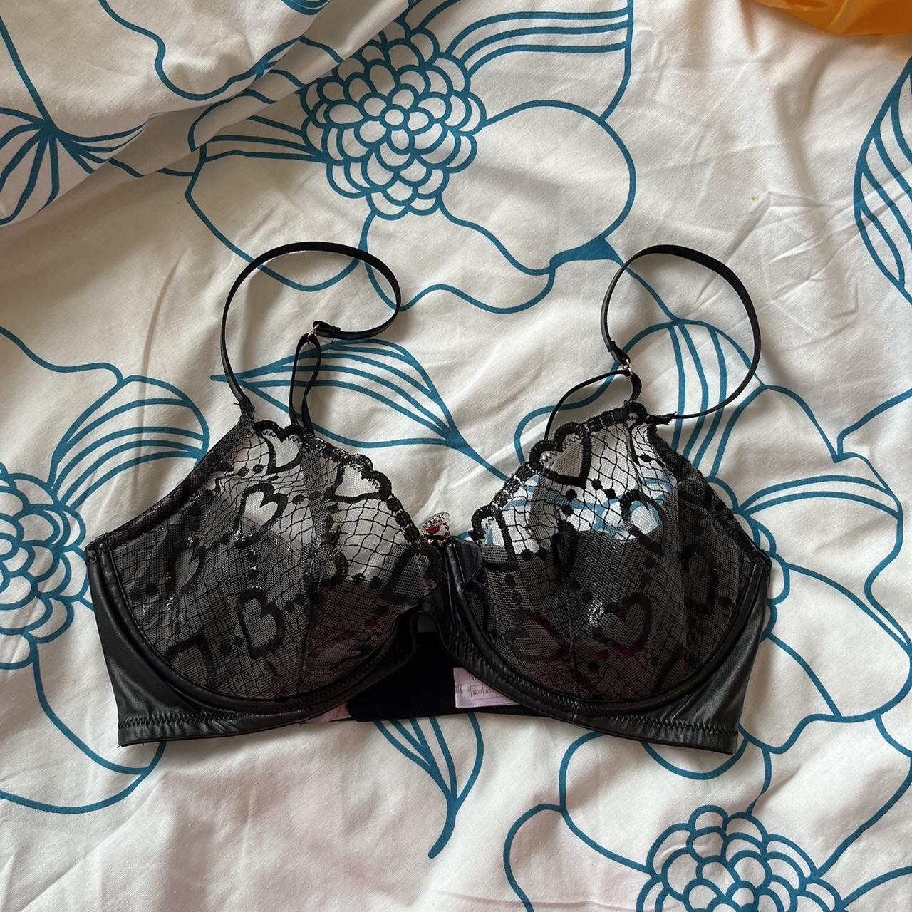 SAVAGE X FENTY BRA Brand new savage x fenty bra… - Depop
